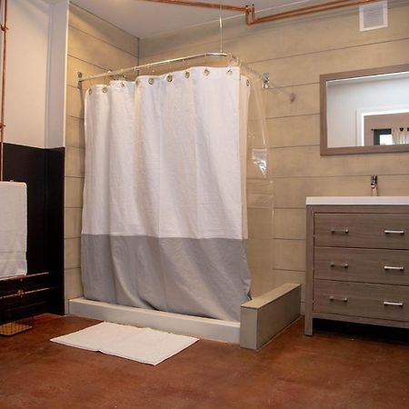 Eco Friendly Loft In Center City, Contactless Check In - Hive Room فيلادلفيا المظهر الخارجي الصورة